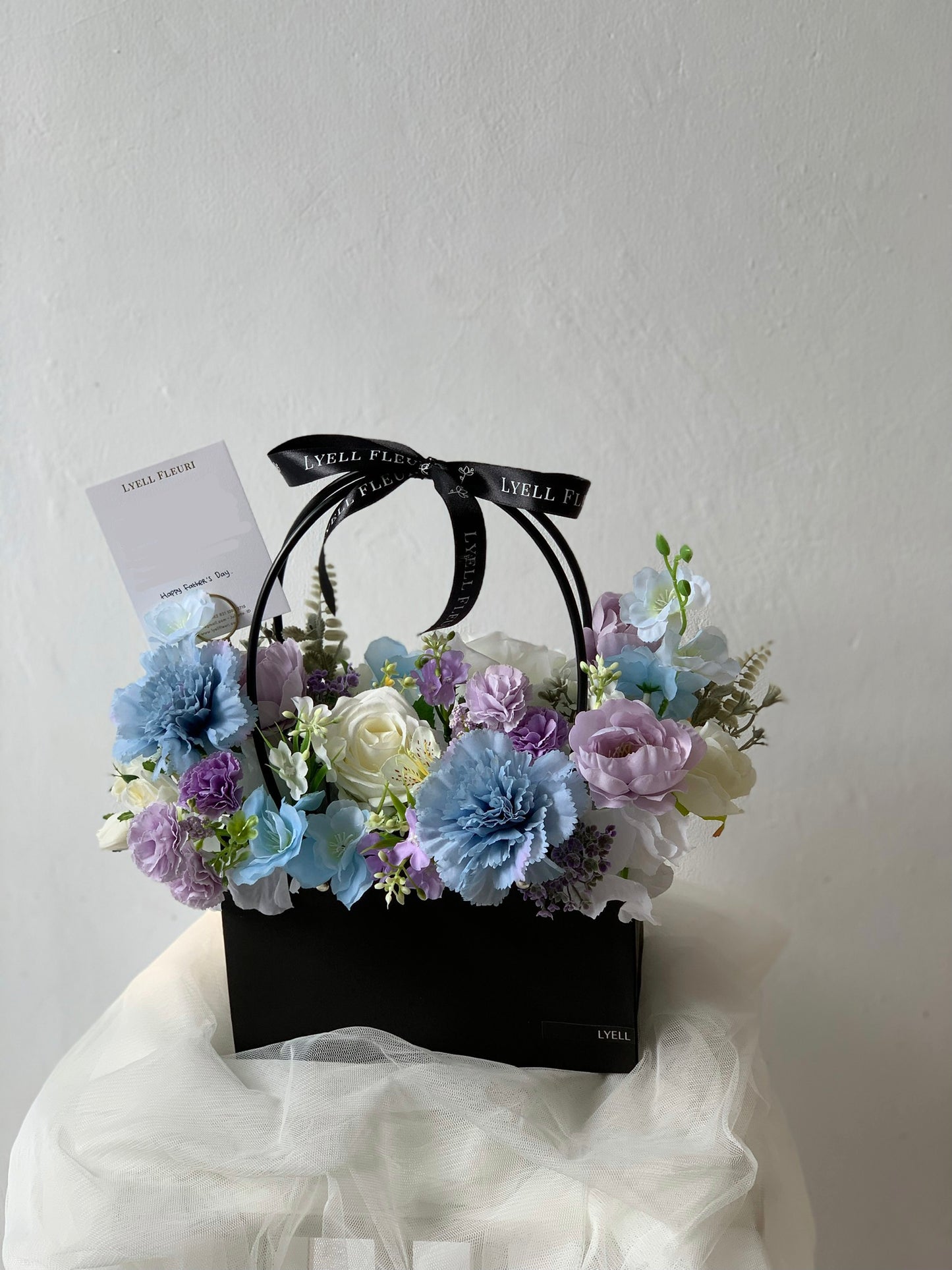 Omakase Artificial Flower Shopping Bag