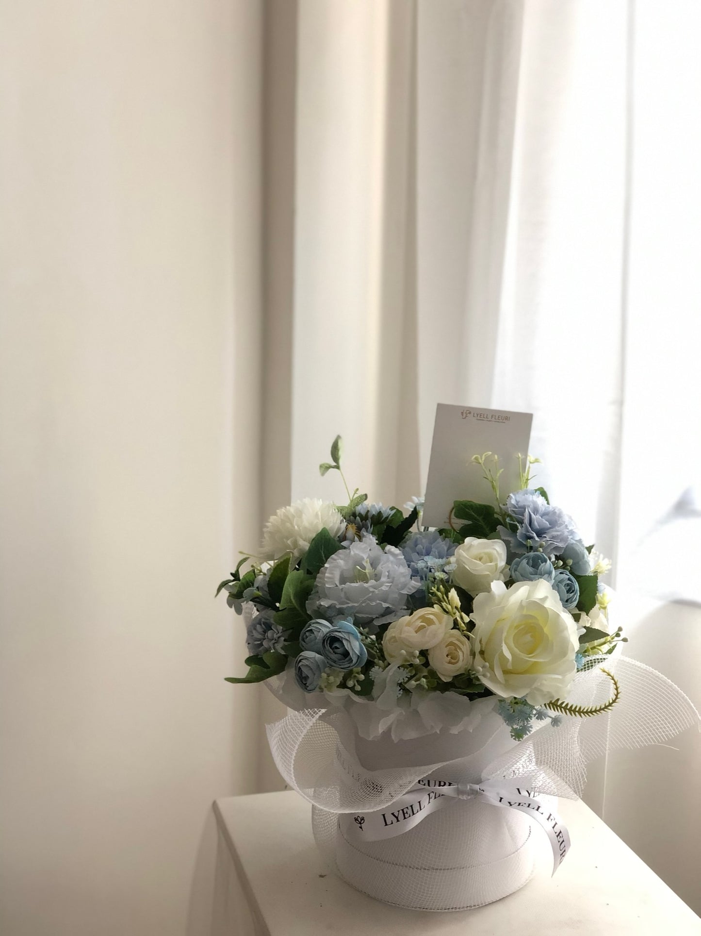 Artificial Round Box - Something Blue