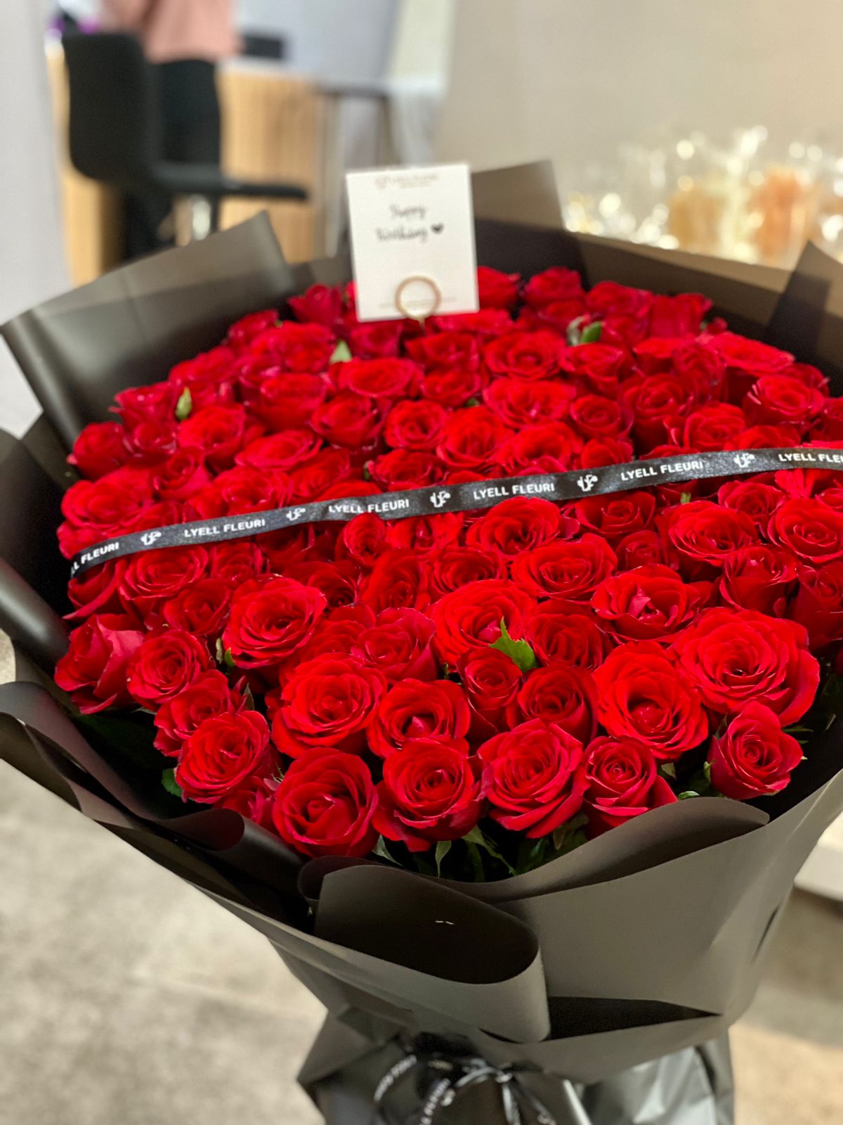 The Classy Ones - 100 stems Bouquet
