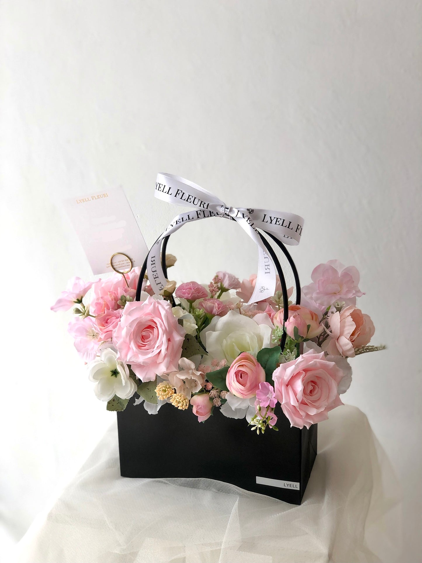 Omakase Artificial Flower Shopping Bag