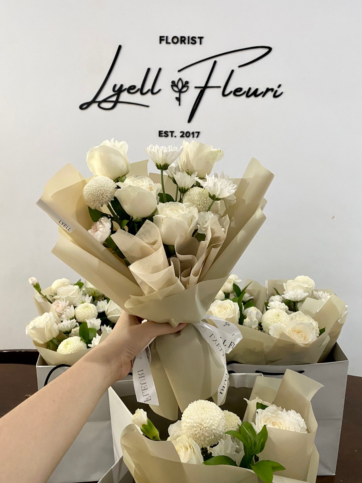 Snowbound (Omakase - White)