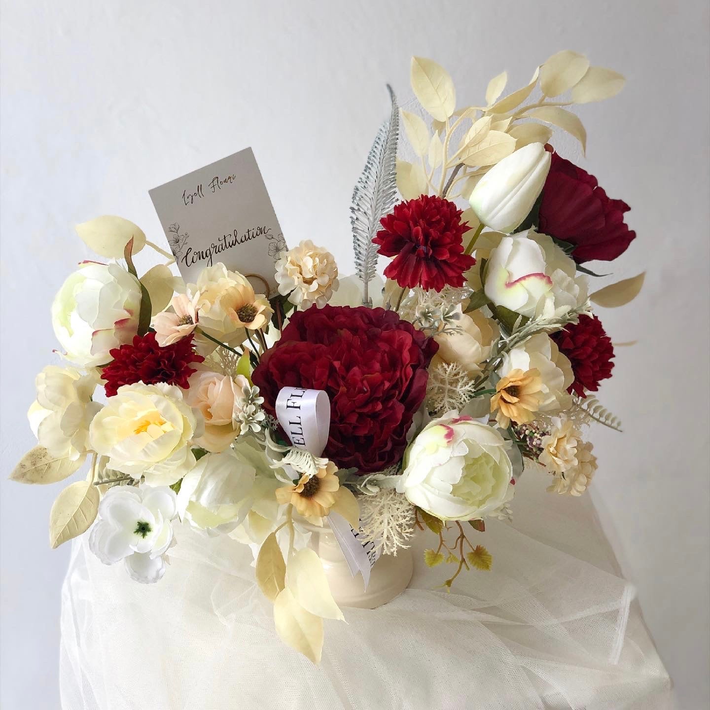 Carmine Powder Artificial Ceramic Vase