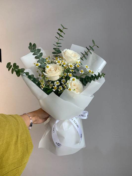 Rosy Daisy - Small Bouquet