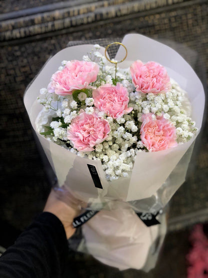 The Carnations - Small Bouquet