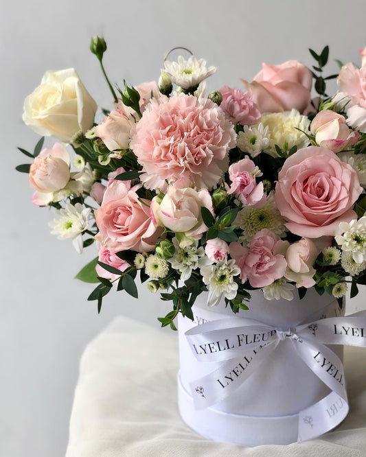 Young Lady Round Box