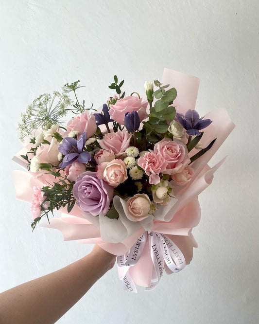 Sweet Beau Bouquet Medium - Mix Import