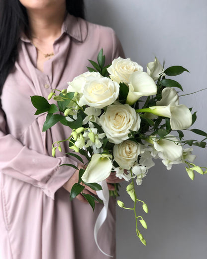 Calla Lily Semi Cascading Bouquet