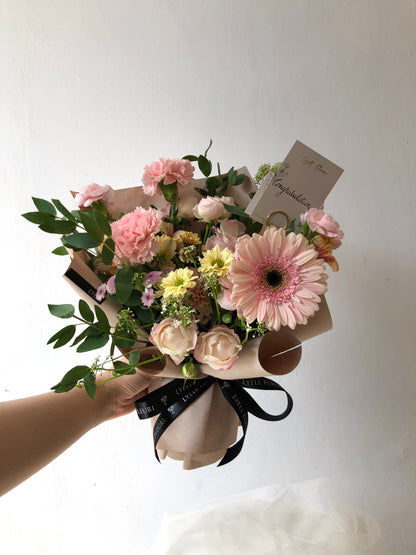 Daisy in a Garden Bouquet